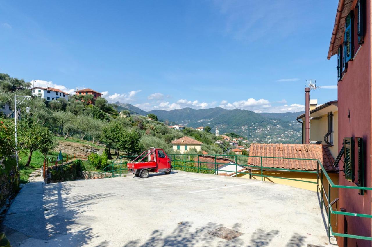 Alla Casa Rosa, Peaceful Apartment Surrounded By Greenery With Free Parking, Wifi & Air Conditioning Rapallo Kültér fotó