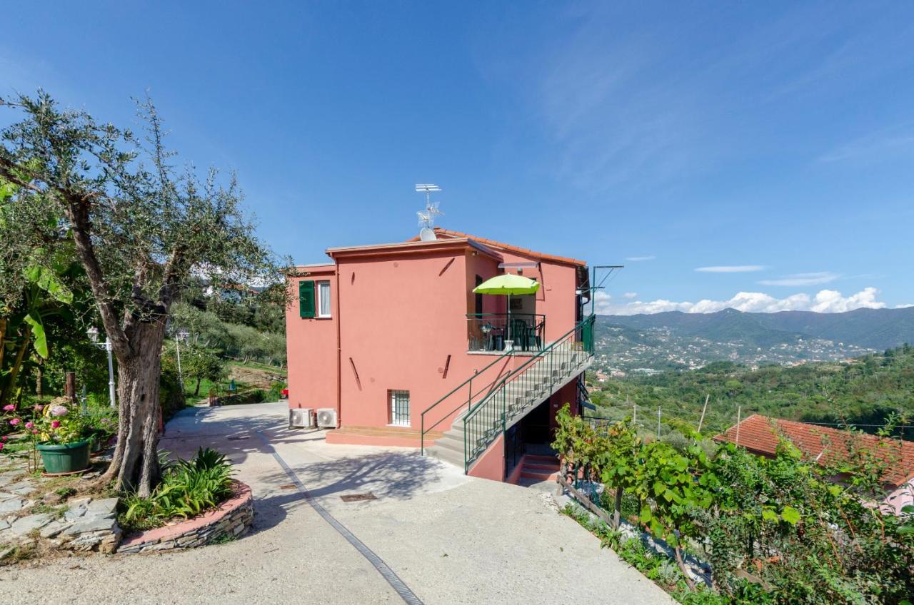 Alla Casa Rosa, Peaceful Apartment Surrounded By Greenery With Free Parking, Wifi & Air Conditioning Rapallo Kültér fotó