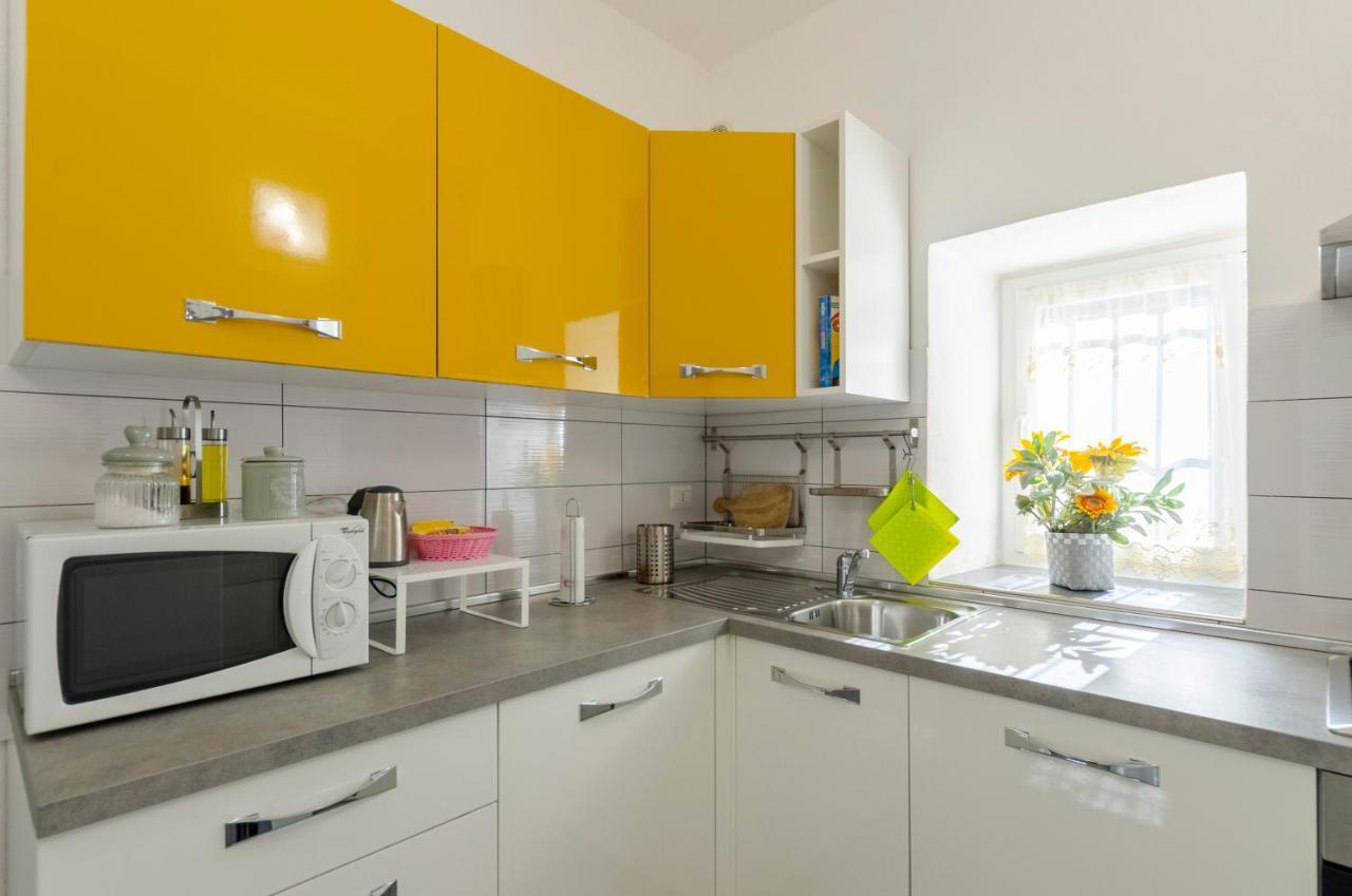 Alla Casa Rosa, Peaceful Apartment Surrounded By Greenery With Free Parking, Wifi & Air Conditioning Rapallo Kültér fotó